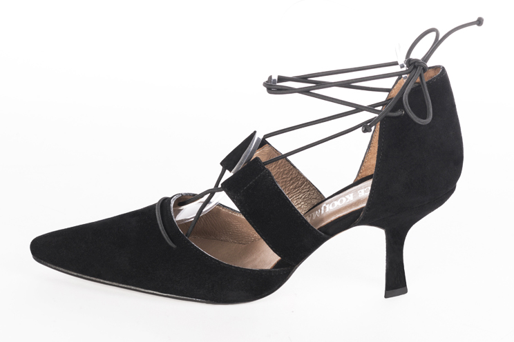 Matt black women's open side shoes, with lace straps. Tapered toe. High spool heels. Profile view - Florence KOOIJMAN